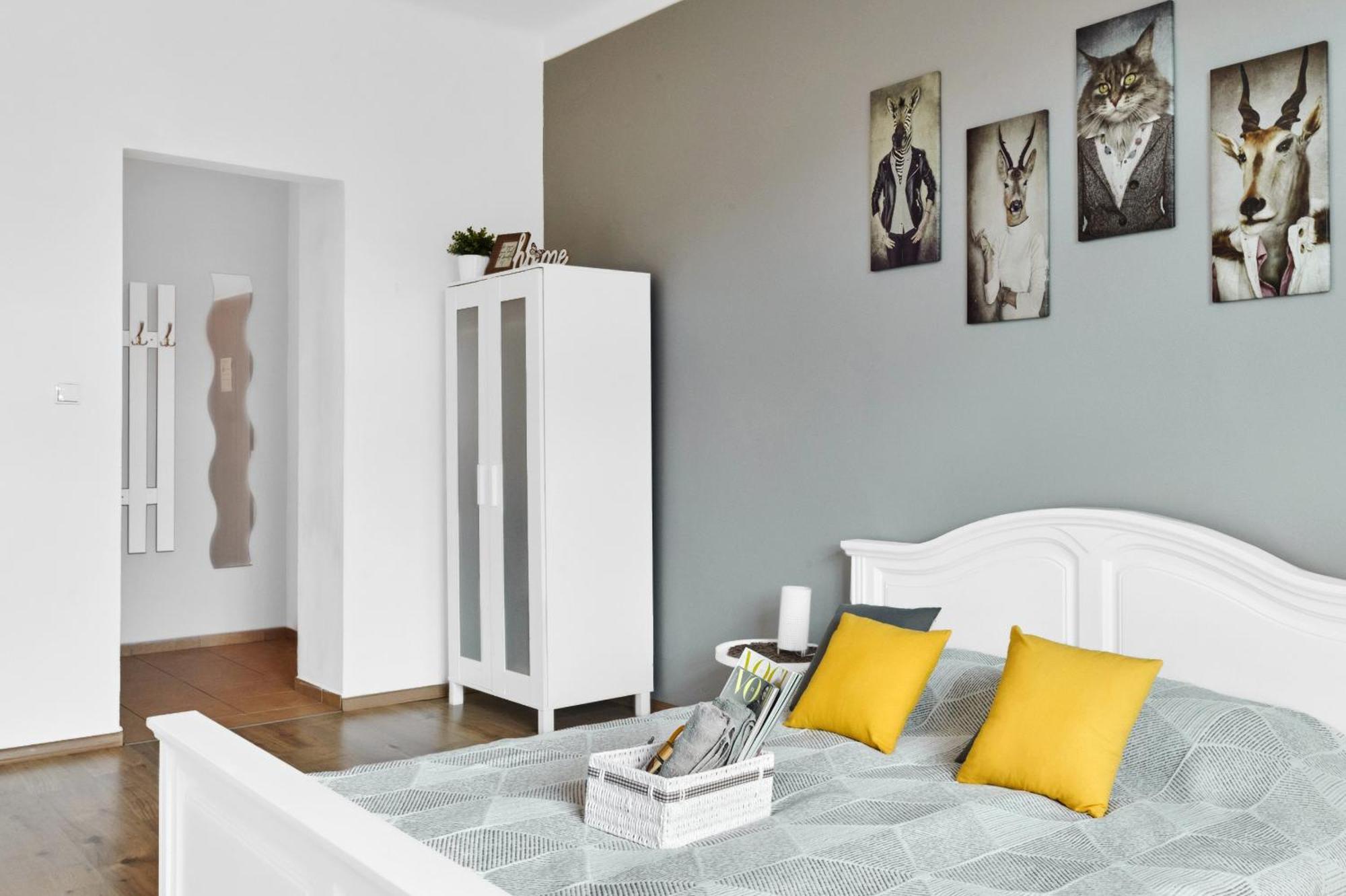 Apartment Stylish In Heart Of Zizkov Near Iconic Sites Prag