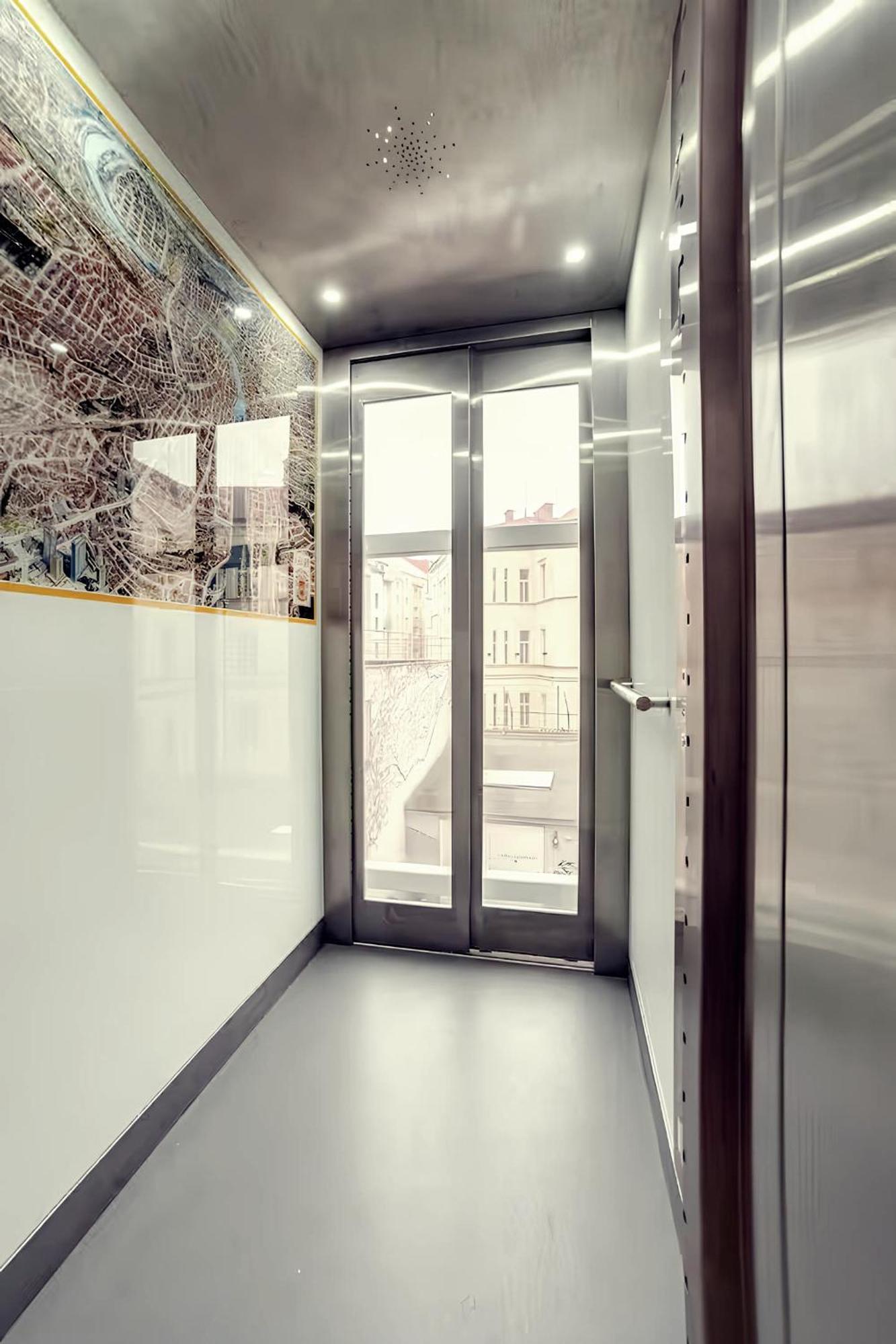 Apartment Stylish In Heart Of Zizkov Near Iconic Sites Prag